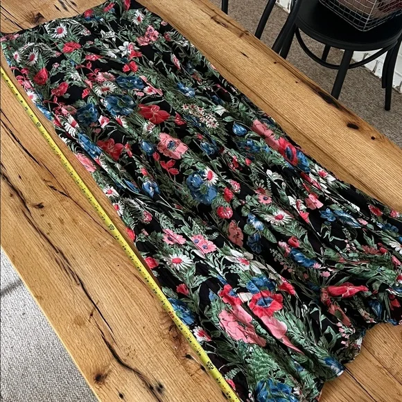 Reformation Cottage Core Y2K Floral Flowy Front Slit Maxi Skirt, Estimated S/M - Picture 8 of 10